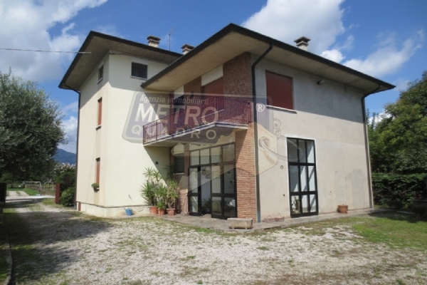 retro - UNIFAM. AUTONOMA THIENE (VI) EST 